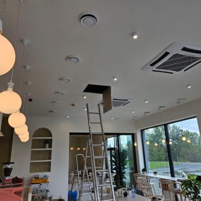 Výstavba kavárny v Karlíně_2