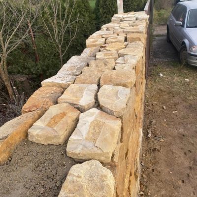 Kamenný plot Vrbová Lhota