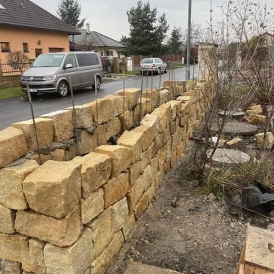 Kamenný plot Vrbová Lhota