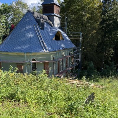 Rekonstrukce kostelíku v Strážné
